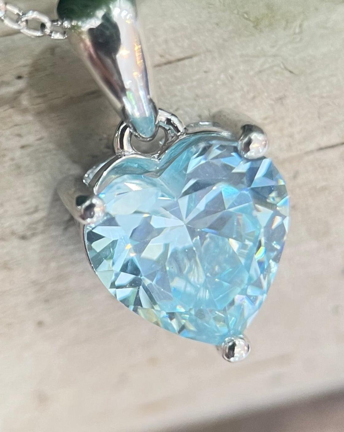 AQUAMARINE HEART